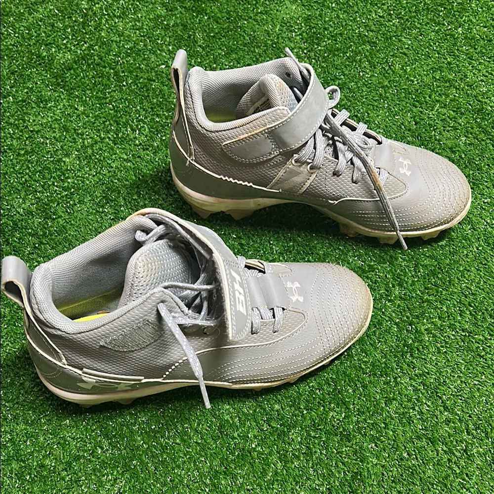Under Armour Kids' Gray Athletic Shoes